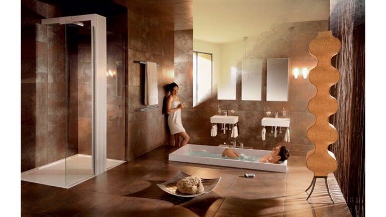 La Experiencia de Lujo: Un Jacuzzi en Interiores