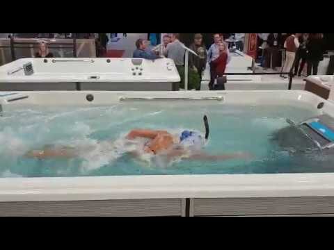 La terapia de hidromasaje en swimspas: El camino hacia la relajaci&oacute;n y bienestar
