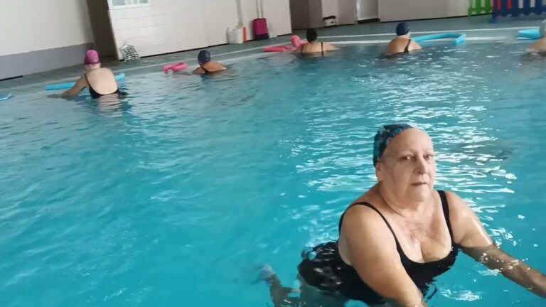 Cómo utilizar piscinas de hidromasaje de forma segura para personas mayores